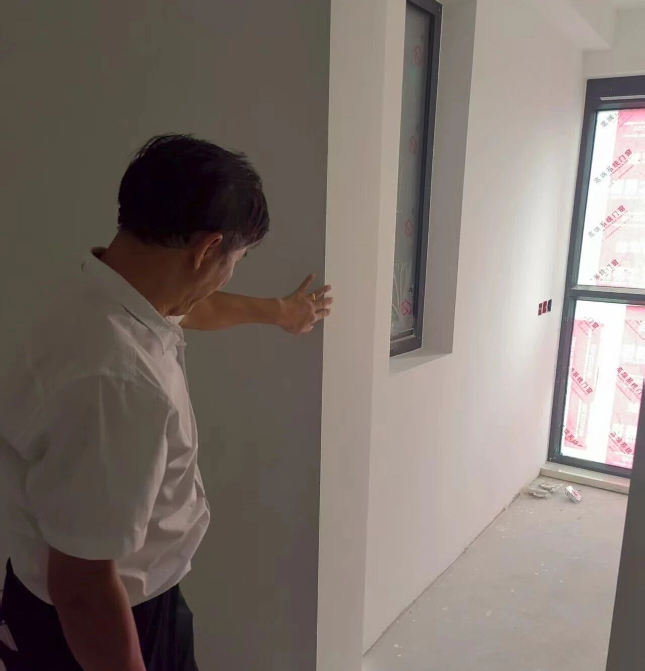 金九銀十裝修季｜南京紅牛裝飾工程總監(jiān)：工地巡檢無小事，嚴(yán)苛落實(shí)工藝標(biāo)準(zhǔn)！08