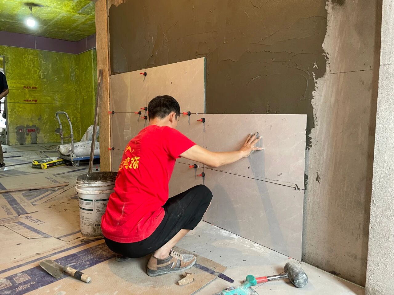 工地巡檢：雙節(jié)同慶，品質(zhì)同行，嚴(yán)把每一道工序，用心守護(hù)夢(mèng)想家！12